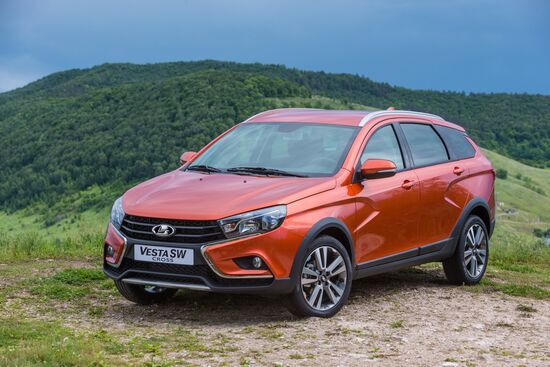 AvtoVAZ presents new Lada Vesta SW and Lada Vesta SW Cross