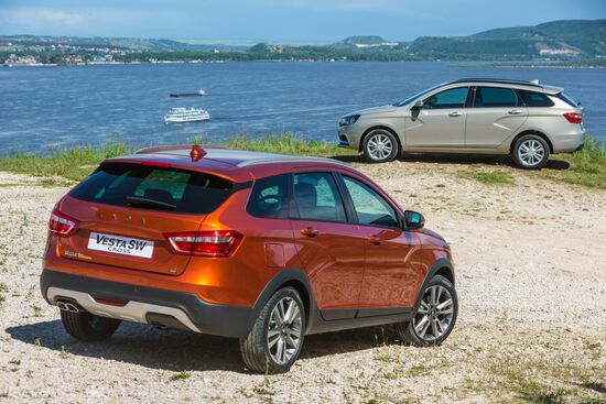 AvtoVAZ presents new Lada Vesta SW and Lada Vesta SW Cross