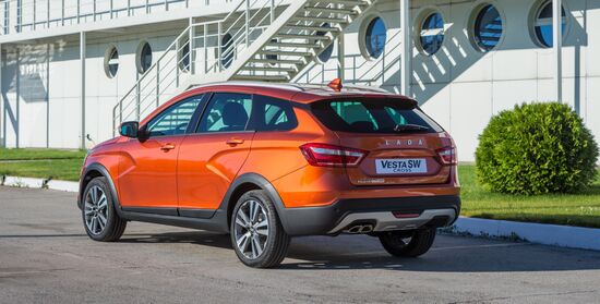 AvtoVAZ presents new Lada Vesta SW and Lada Vesta SW Cross