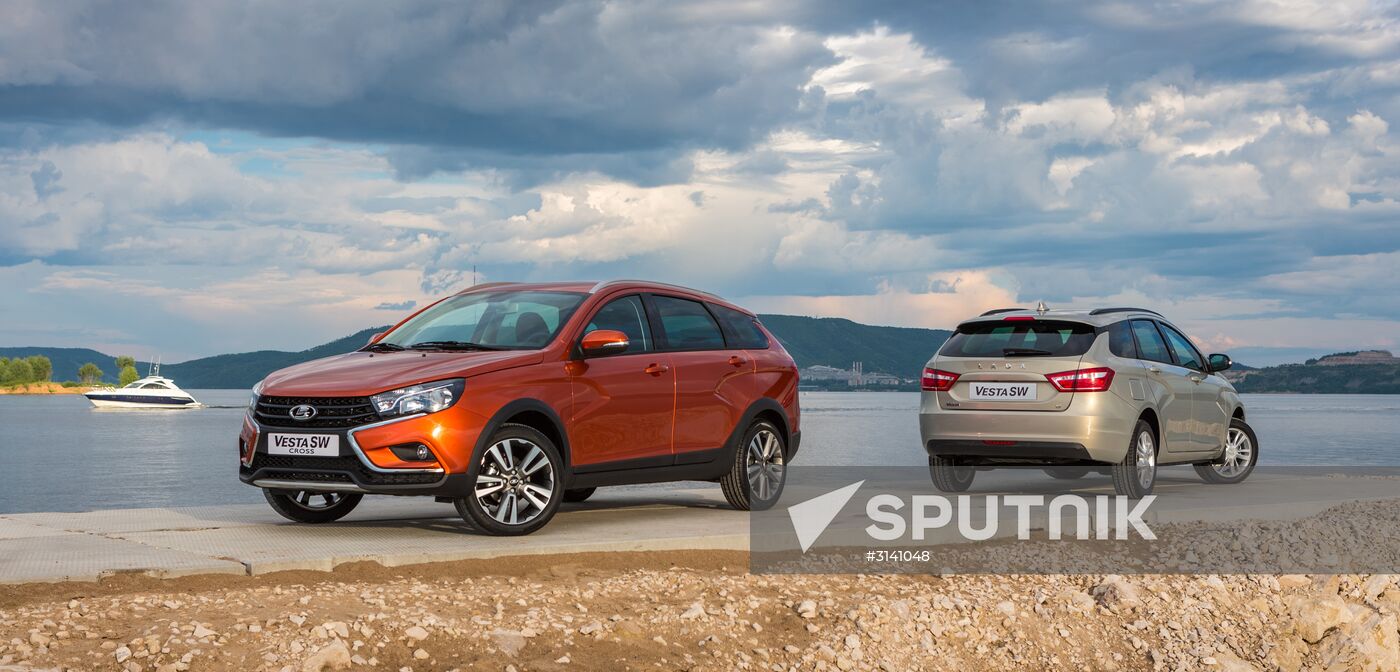 AvtoVAZ presents new Lada Vesta SW and Lada Vesta SW Cross