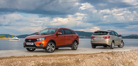 AvtoVAZ presents new Lada Vesta SW and Lada Vesta SW Cross