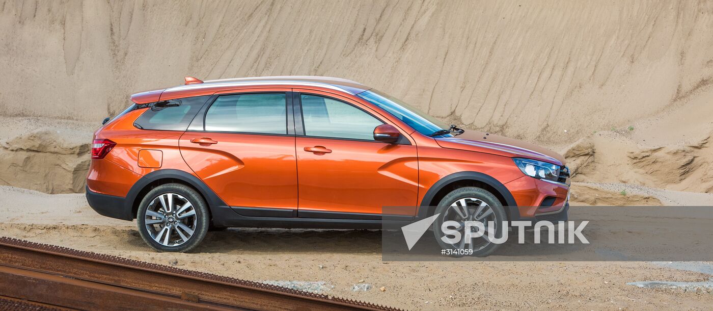 AvtoVAZ presents new Lada Vesta SW and Lada Vesta SW Cross