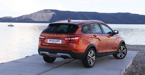 AvtoVAZ presents new Lada Vesta SW and Lada Vesta SW Cross