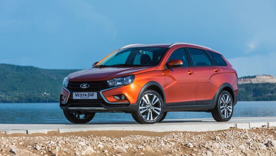 AvtoVAZ presents new Lada Vesta SW and Lada Vesta SW Cross