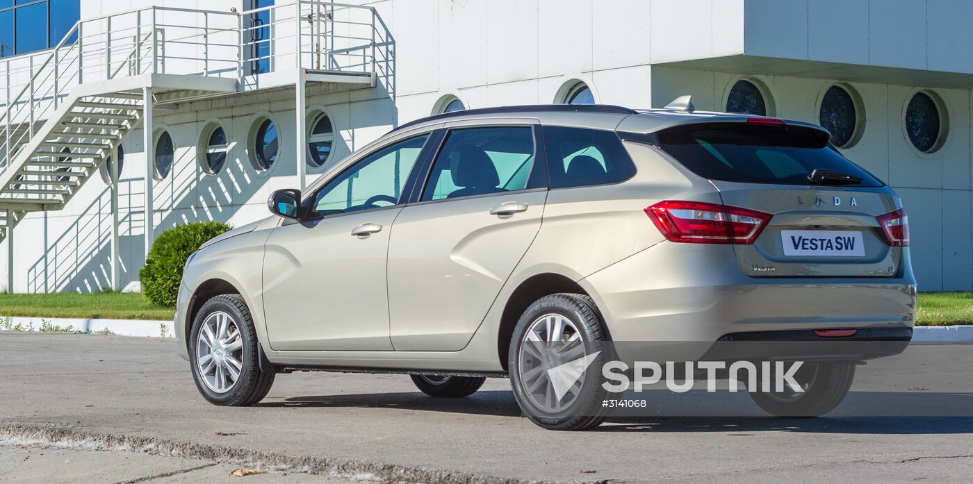 AvtoVAZ presents new Lada Vesta SW and Lada Vesta SW Cross