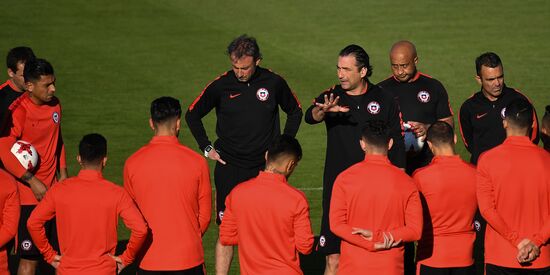 Football. 2017 FIFA Confederations Cup. Training session of Chile’s national team