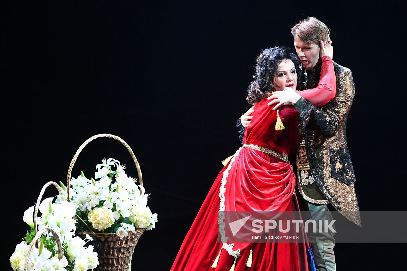 Il Trovatore opera presented at Helikon Opera