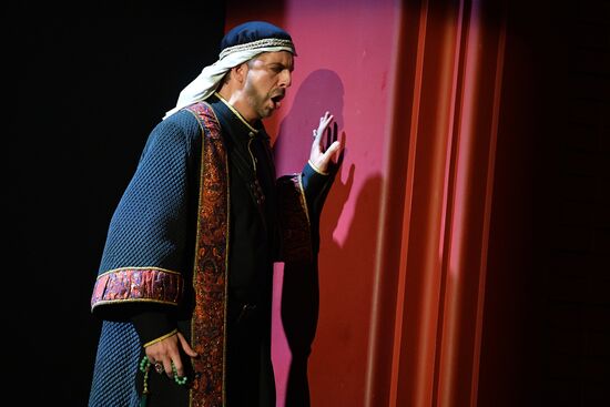 Il Trovatore opera presented at Helikon Opera