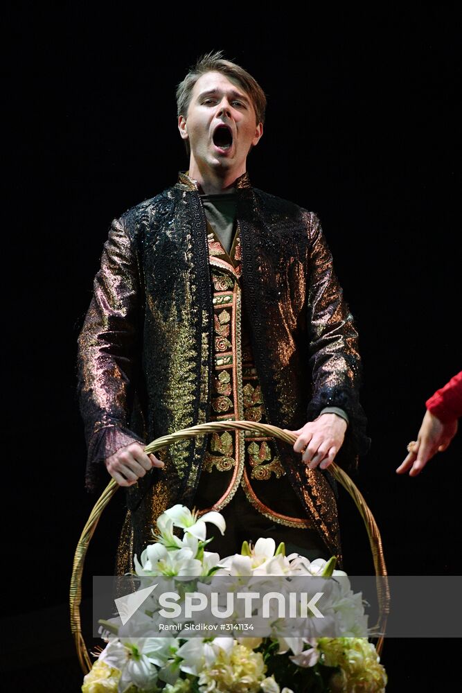 Il Trovatore opera presented at Helikon Opera