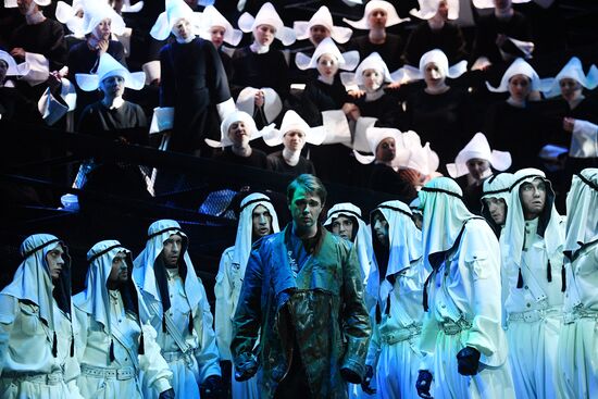 Il Trovatore opera presented at Helikon Opera