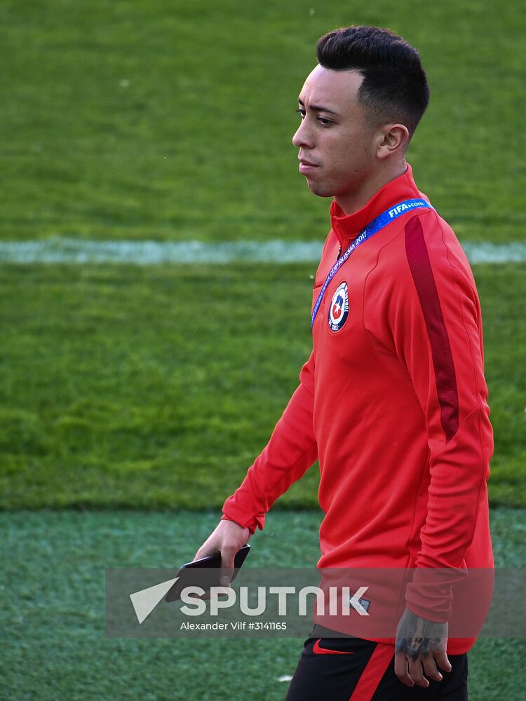 Football. 2017 FIFA Confederations Cup. Training session of Chile's national team