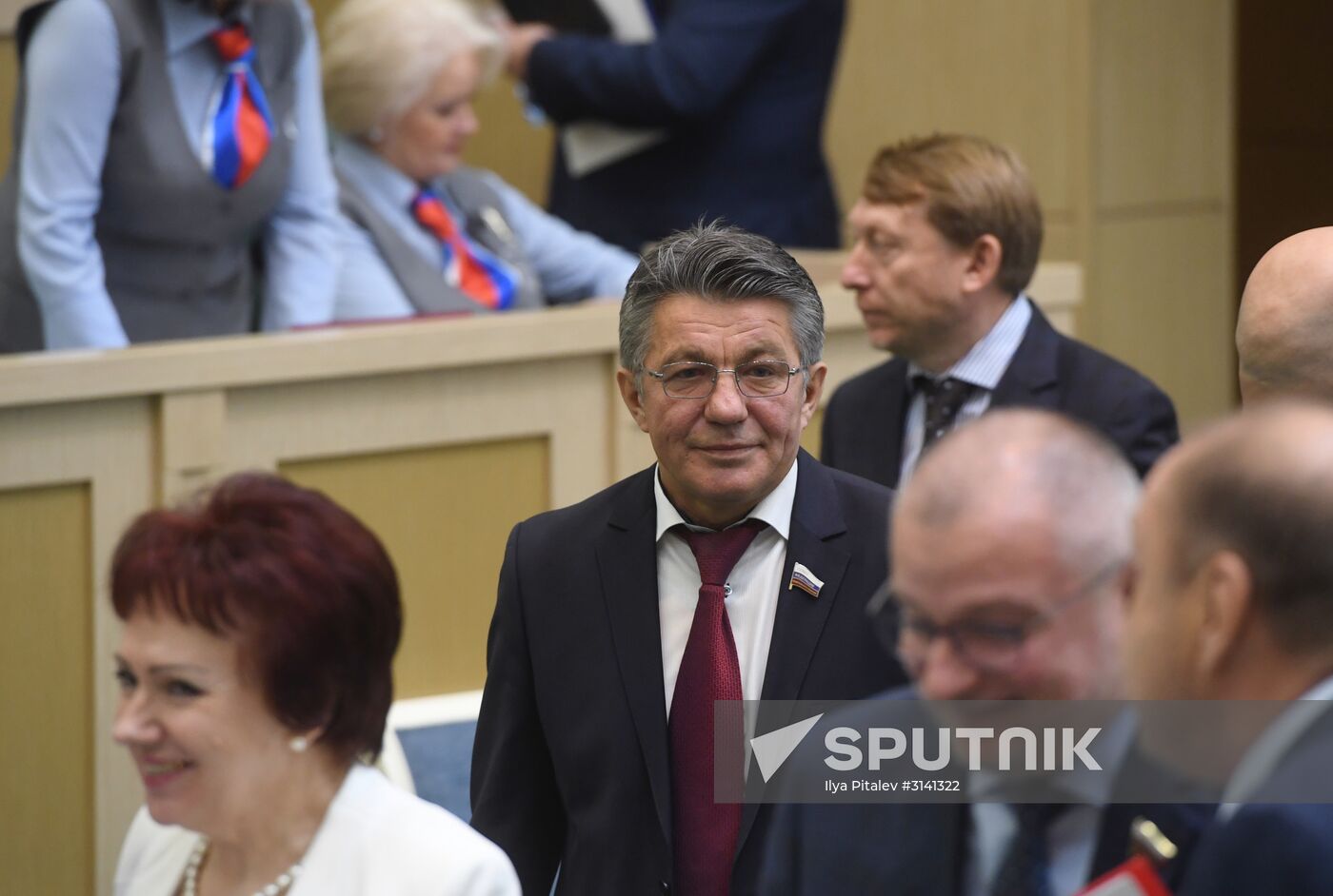 Federation Council holds session