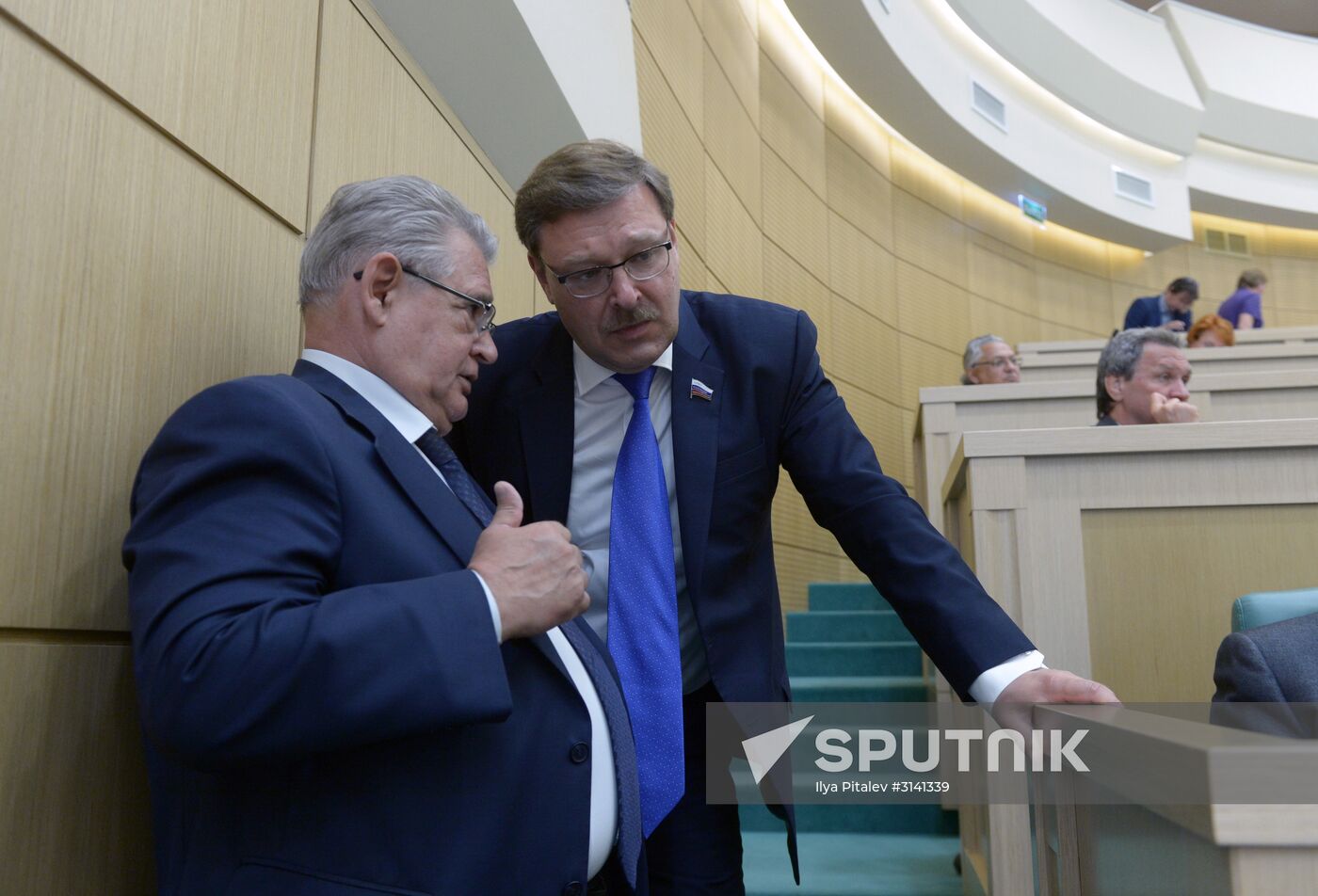 Federation Council holds session