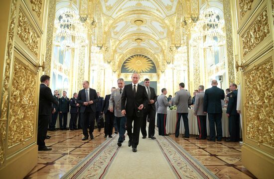 President Putin meets with Russian military academies graduates