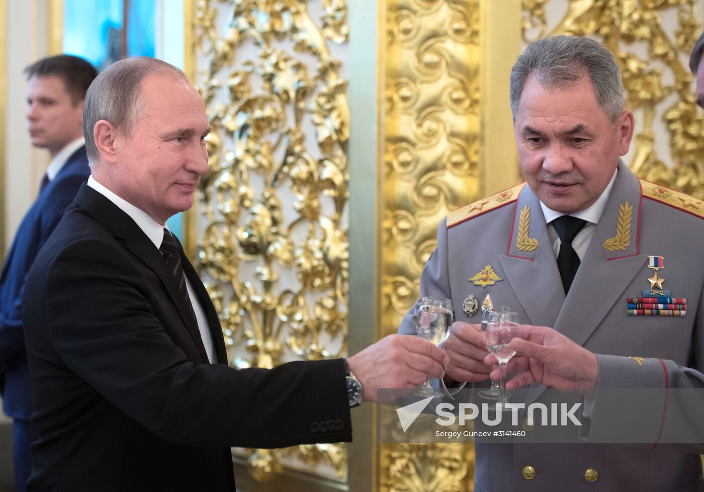 President Putin meets with Russian military academies graduates