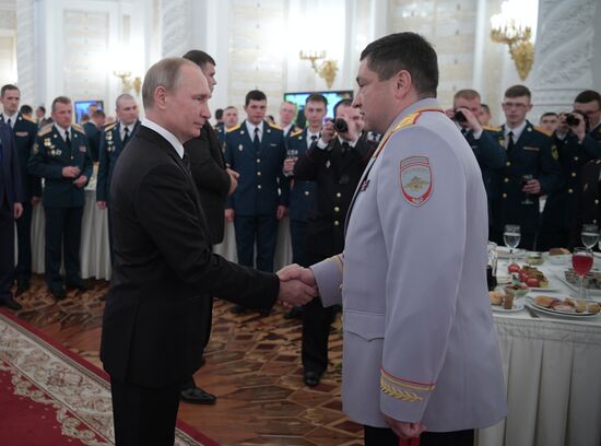 President Putin meets with Russian military academies graduates