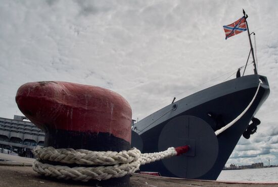 Opening of International Maritime Defence Show in St. Petersburg