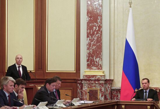Russian Prime Minister Dmitry Medvedev chairs Government meeting