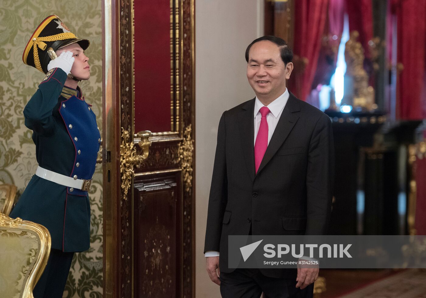 Russian President Vladimir Putin meets with President of Vietnam Tran Dai Quang