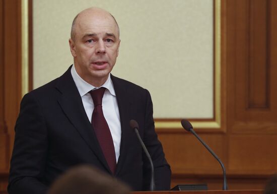 Russian Prime Minister Dmitry Medvedev chairs Government meeting