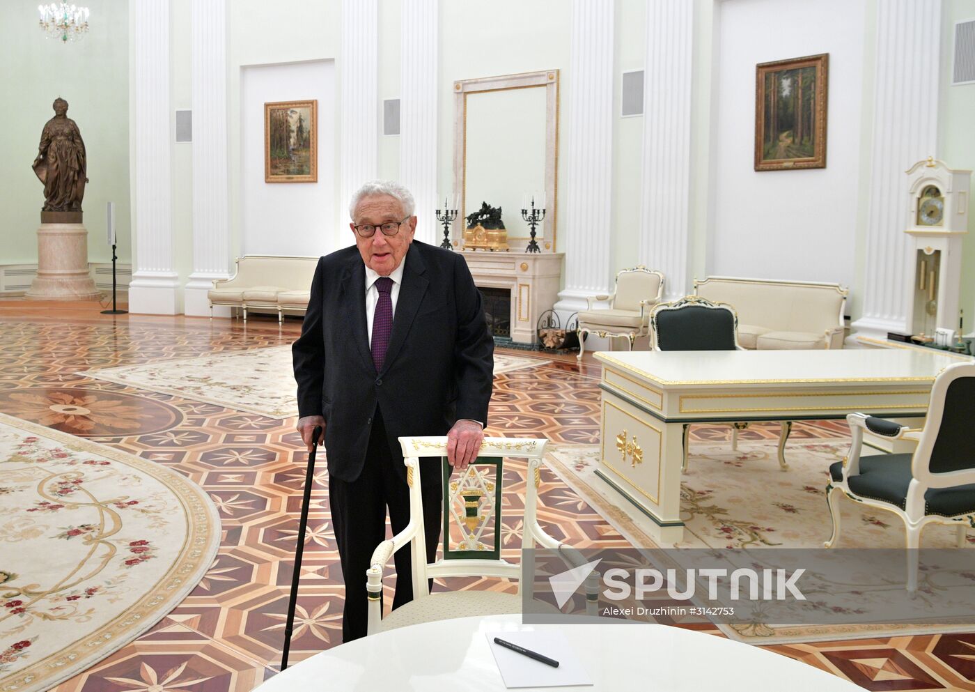 President Vladimir Putin meets with former US Secretary of State Henry Kissinger