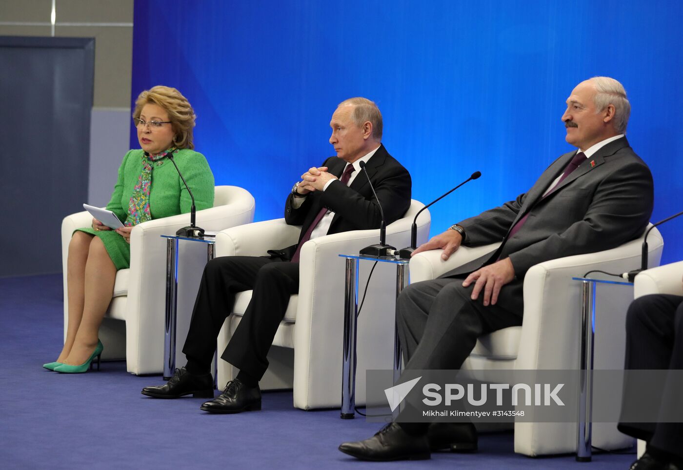 Presidents of Russia and Belarus attend 4th Forum of Russian and Belarusian Regions