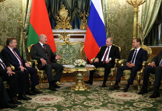 President of Russia Putin meets with Belarus President Lukashenko