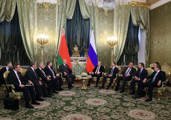 President of Russia Putin meets with Belarus President Lukashenko
