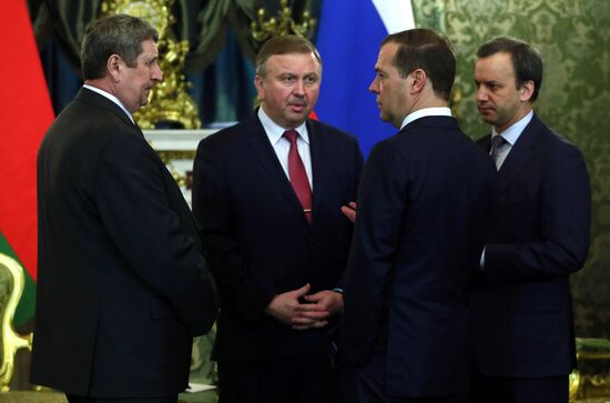 President of Russia Putin meets with Belarus President Lukashenko