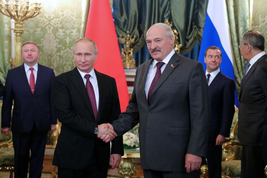 President of Russia Putin meets with Belarus President Lukashenko