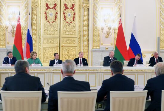 Russia, Belarus Presidents Putin and Lukashenko attend Union State's Supreme State Council meeting