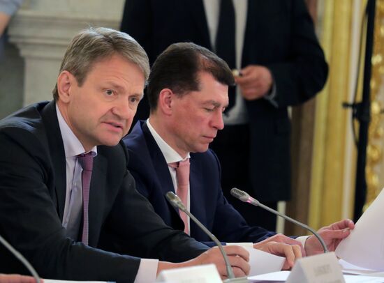 Russia, Belarus Presidents Putin and Lukashenko attend Union State's Supreme State Council meeting