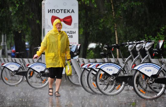 Rain in Moscow