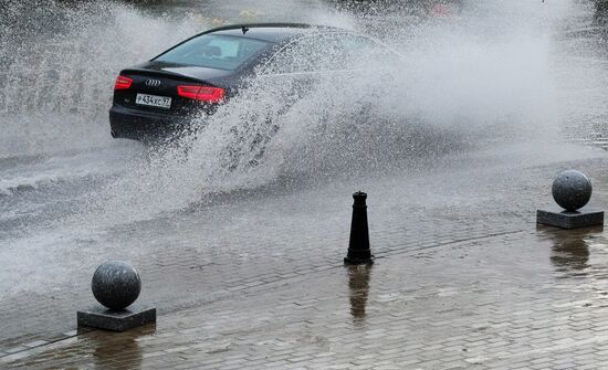Rain in Moscow