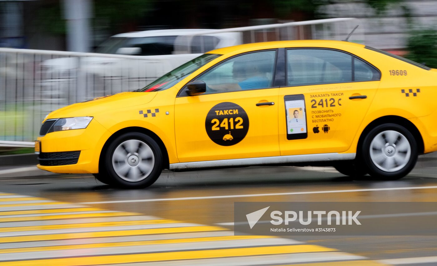Taxi