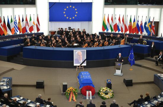 Memorial service for former German Chancellor Helmut Kohl