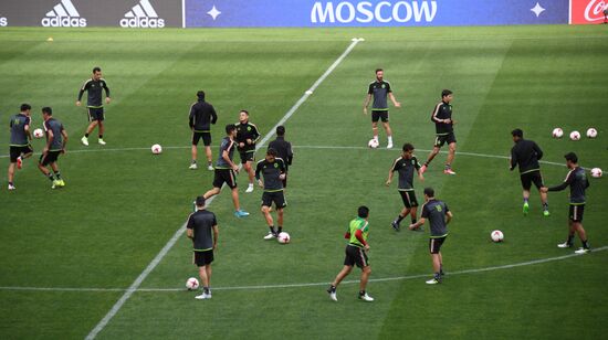 Football. 2017 FIFA Confederations Cup. Training session of Mexico’s national team
