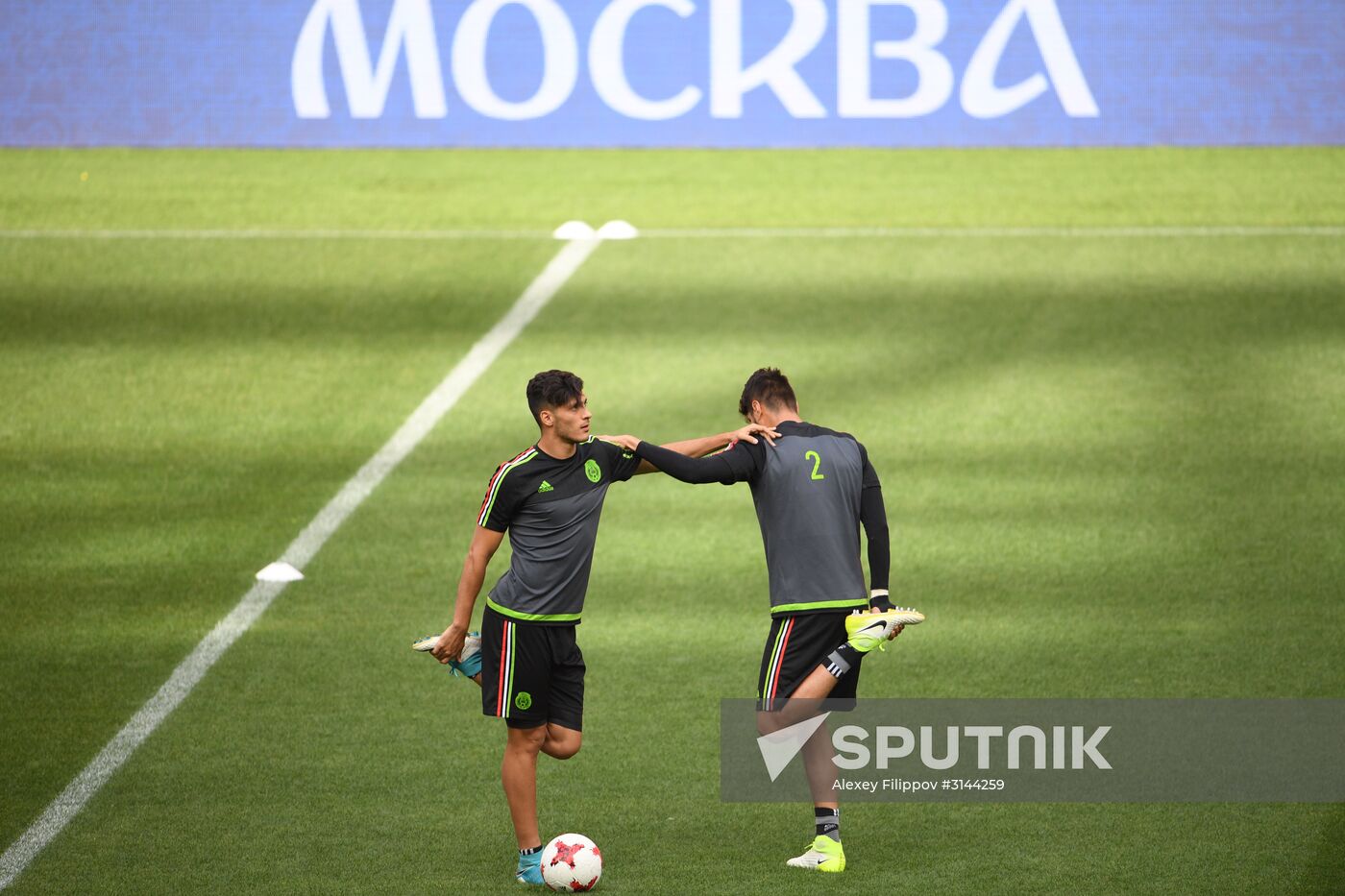 Football. 2017 FIFA Confederations Cup. Training session of Mexico’s national team