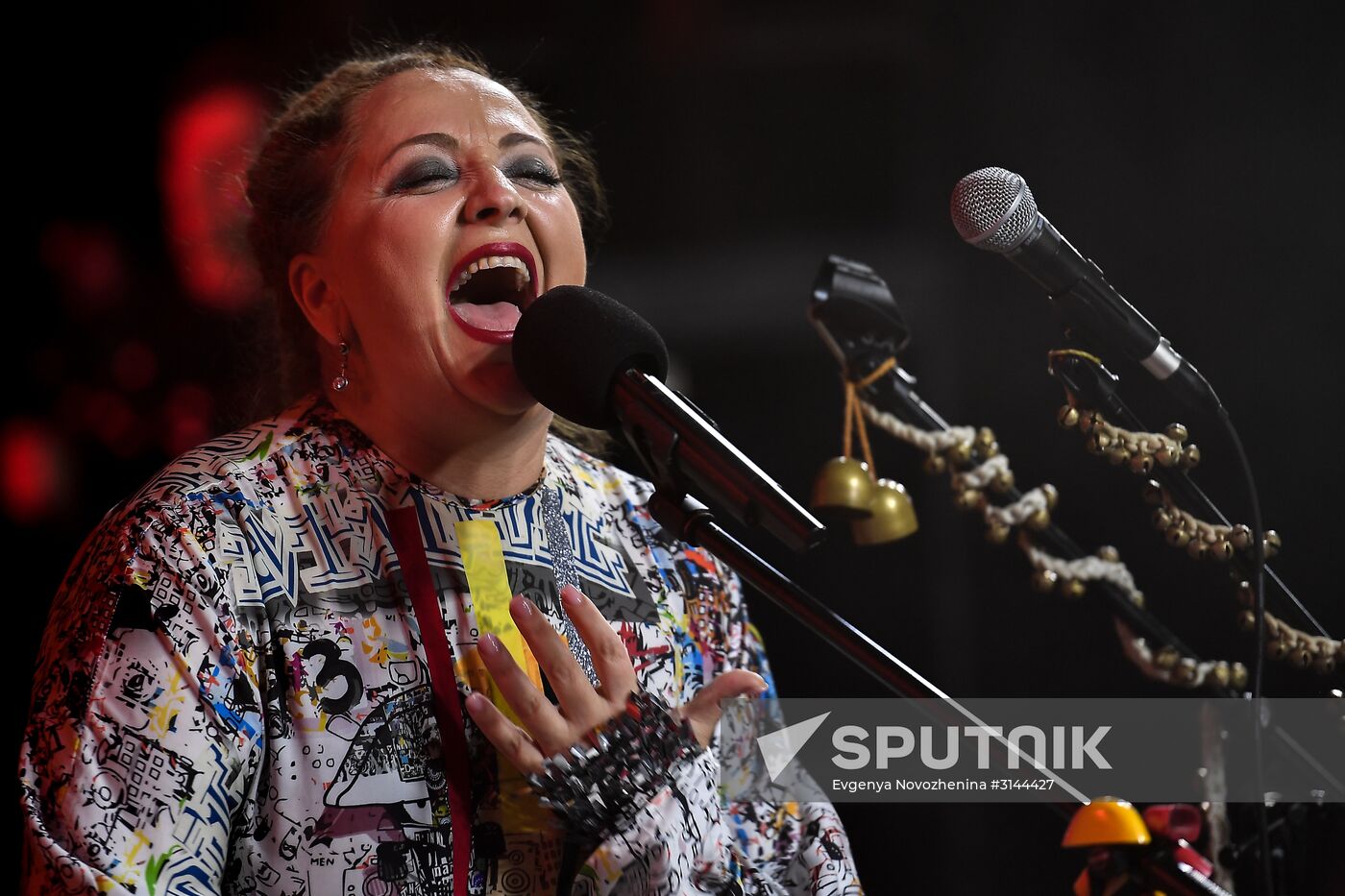 Georgian singer Nino Katamadze and Insight band perform at the 14th Usadba Jazz Festival hosted by the Arkhangelskoye Museum-Estate. Location: Russia, Moscow. Author: Evgenya Novozhenina/Sputnik. 14th Usadba Jazz Festival