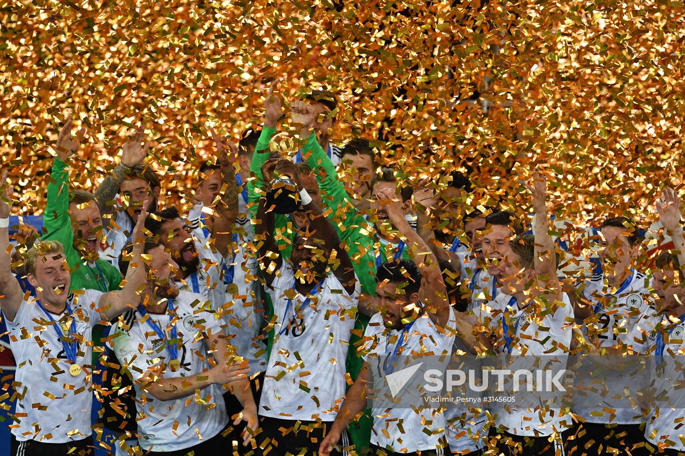 Football. 2017 FIFA Confederations Cup. Medal ceremony