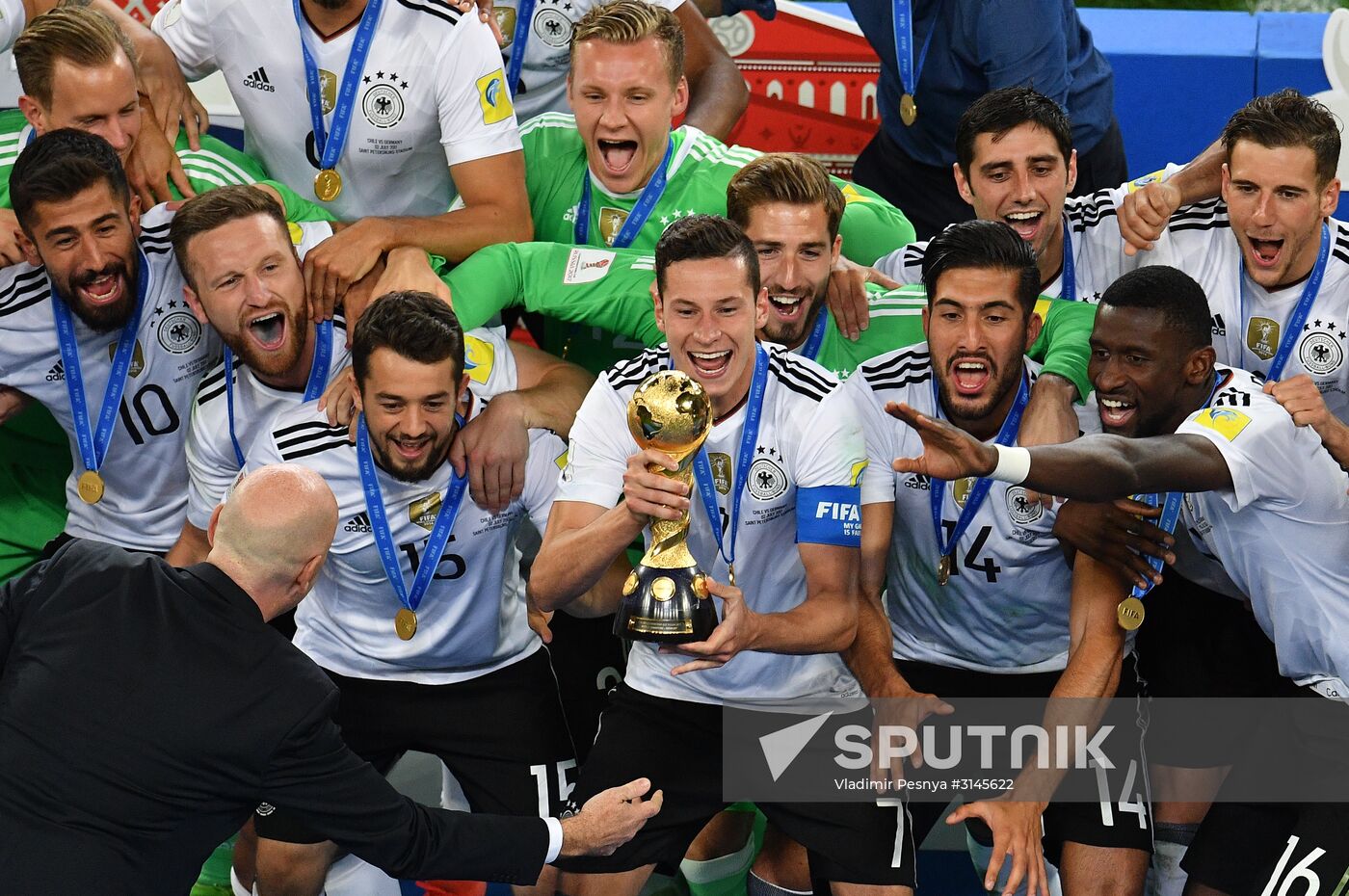 Football. 2017 FIFA Confederations Cup. Medal ceremony