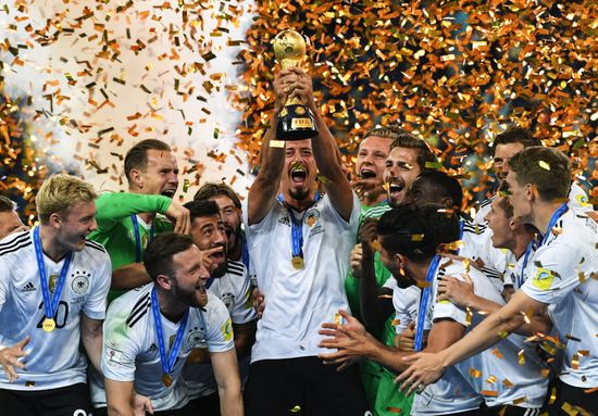 Football. 2017 FIFA Confederations Cup. Medal ceremony