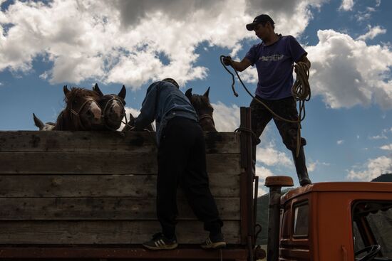 Kok-boru ethnic game tournament in Altai Republic