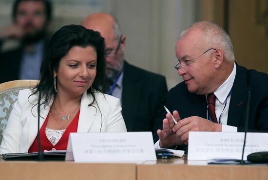Moscow hosts Third Russia-China Media Forum