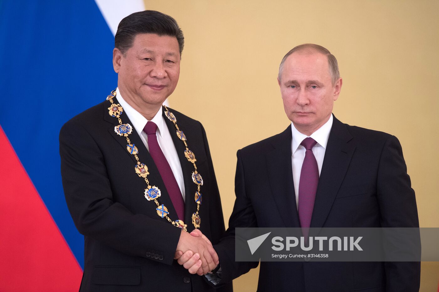 Vladimir Putin meets with Xi Jinping in Moscow