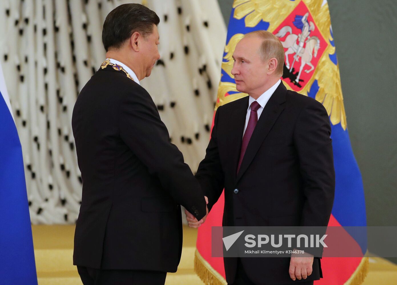 Vladimir Putin meets with Xi Jinping in Moscow