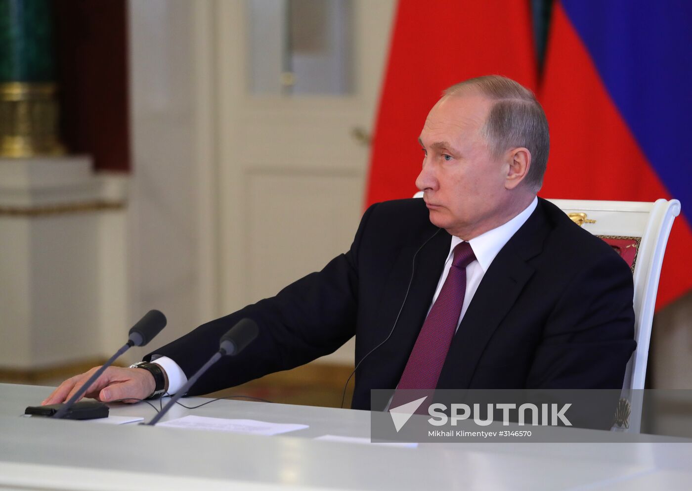 Vladimir Putin meets with Xi Jinping in Moscow