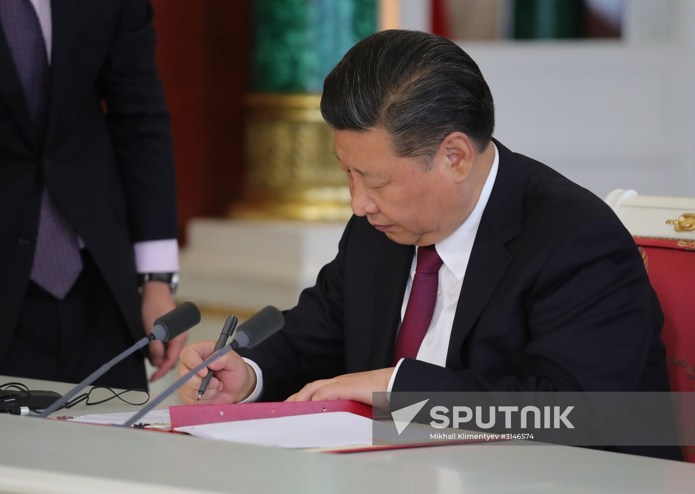 Vladimir Putin meets with Xi Jinping in Moscow