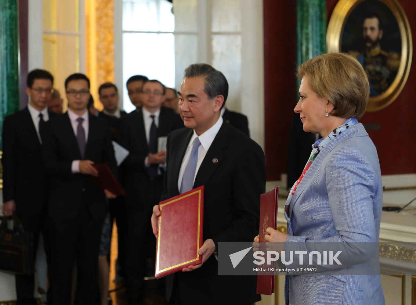 Vladimir Putin meets with Xi Jinping in Moscow