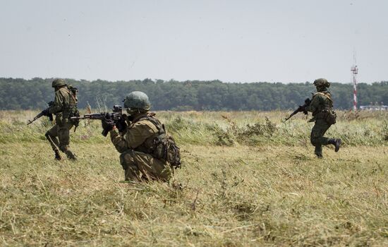Mi-35M helicopters on training flights in Krasnodar Territory
